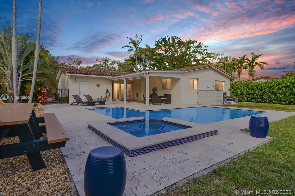 13980 Lake George Court Miami Lakes FL 33014