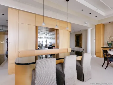 20165 NE 39th Place Aventura FL 33180