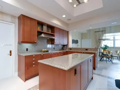 20165 NE 39th Place Aventura FL 33180
