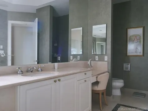20165 NE 39th Place Aventura FL 33180