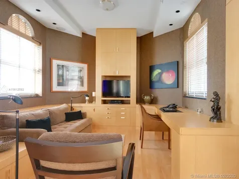 20165 NE 39th Place Aventura FL 33180