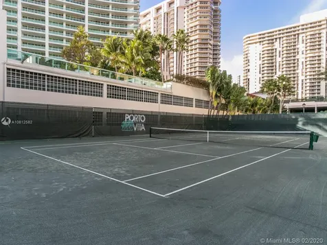 20165 NE 39th Place Aventura FL 33180