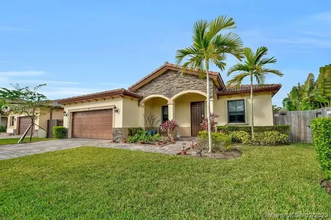 148 SE 36th Terrace Homestead FL 33033