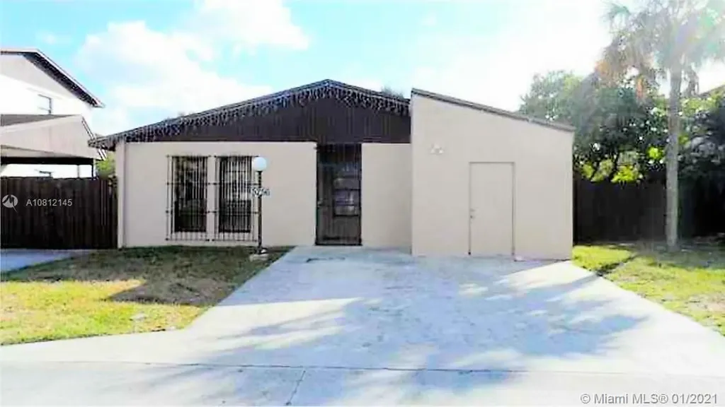 5256 NW 192nd Lane Miami Gardens FL 33055