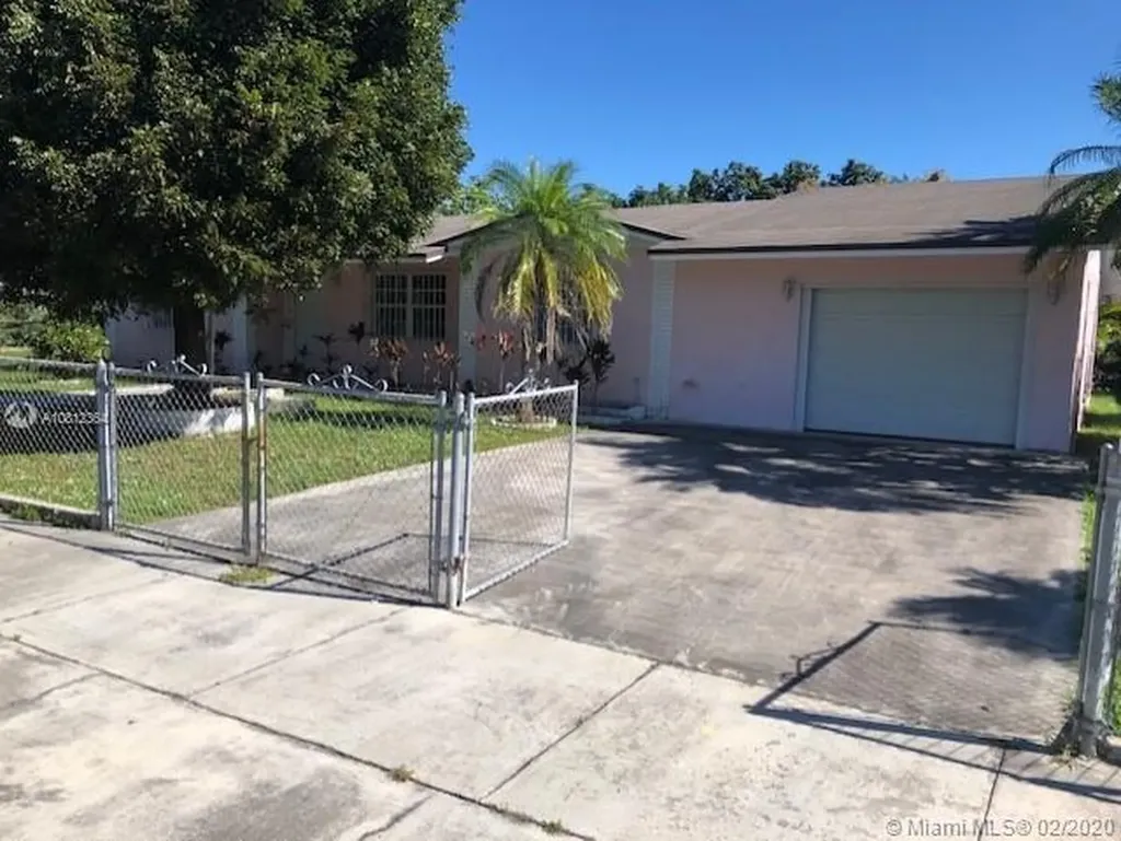 19115 SW 119th Court Miami FL 33177