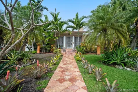 1901 SW 24th Terrace Miami FL 33145