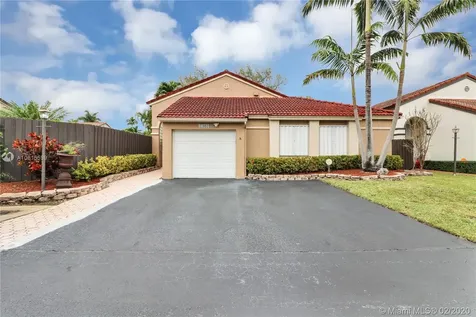 11881 SW 94th Street Miami FL 33186