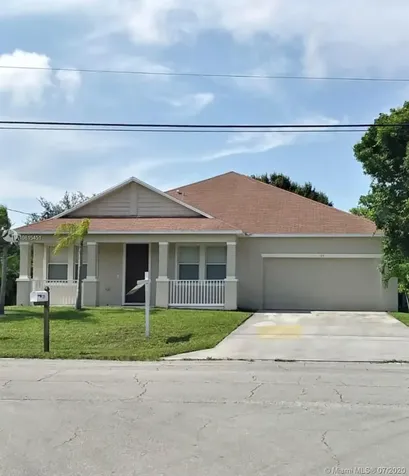 125 SW Glenwood Drive Port St. Lucie FL 34984