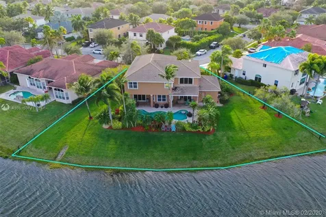 637 SW 159th Way Pembroke Pines FL 33027