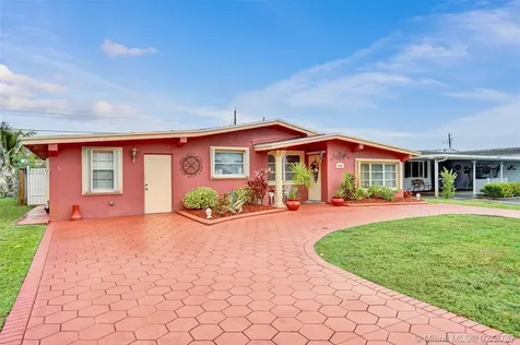 8361 NW 16th Street Pembroke Pines FL 33024