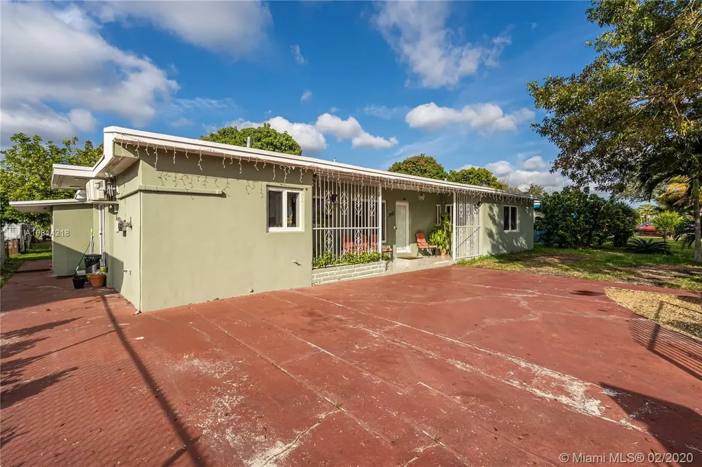 3061 NW 183rd Street Miami Gardens FL 33056