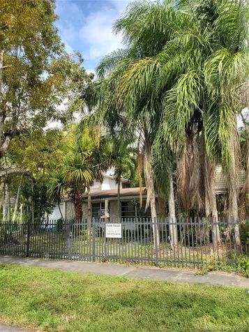 9565 SW 29th Street Miami FL 33165