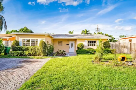 7837 Orleans Street Miramar FL 33023