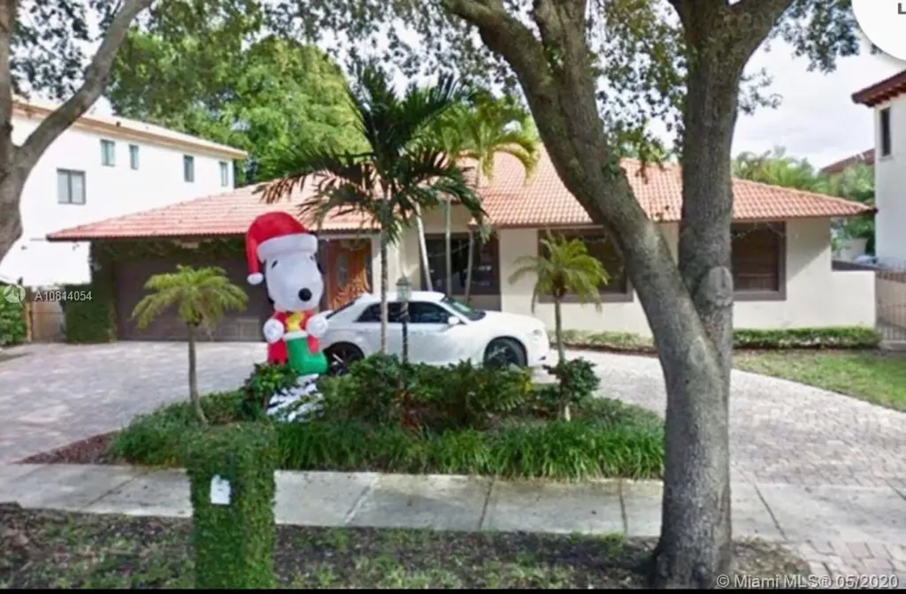 16731 NW 78th Place Miami Lakes FL 33016