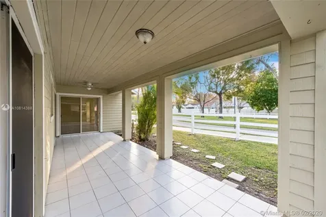 14502 SW 142nd Court Circle S Miami FL 33186