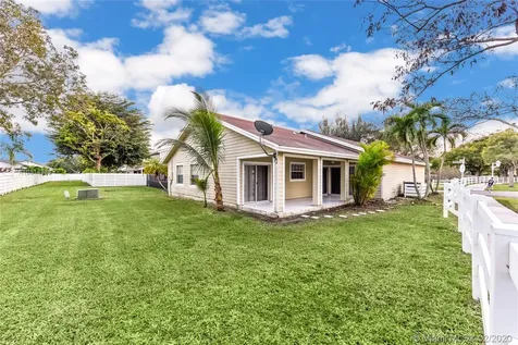 14502 SW 142nd Court Circle S Miami FL 33186