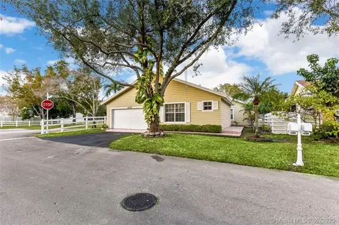 14502 SW 142nd Court Circle S Miami FL 33186