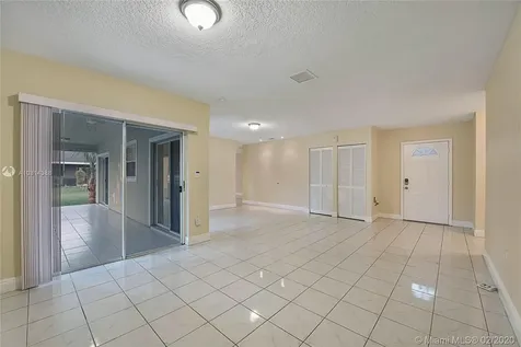 14502 SW 142nd Court Circle S Miami FL 33186