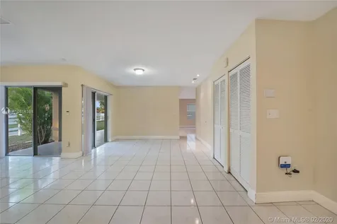 14502 SW 142nd Court Circle S Miami FL 33186