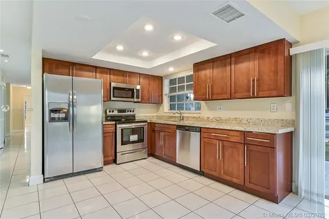 14502 SW 142nd Court Circle S Miami FL 33186
