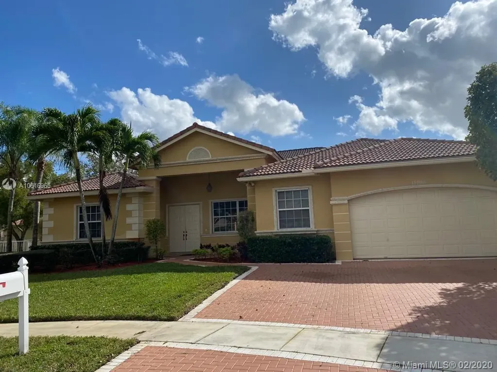 15988 SW 3rd Street Pembroke Pines FL 33027