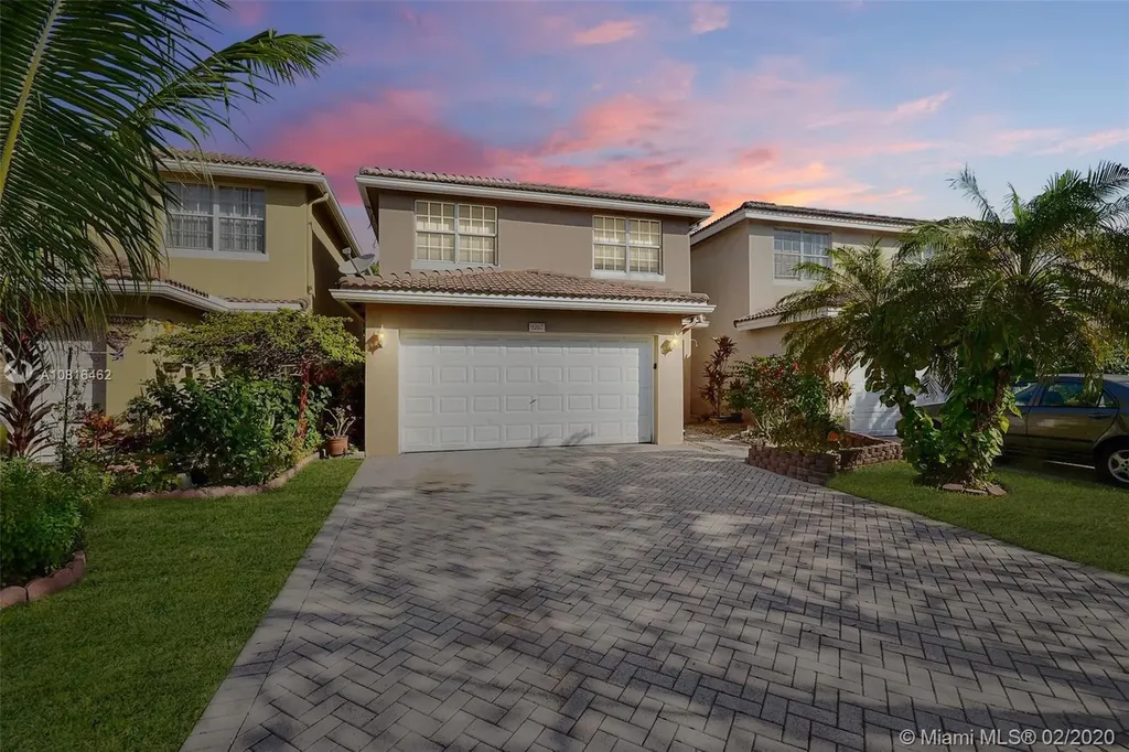 9267 NW 54th Street Sunrise FL 33351