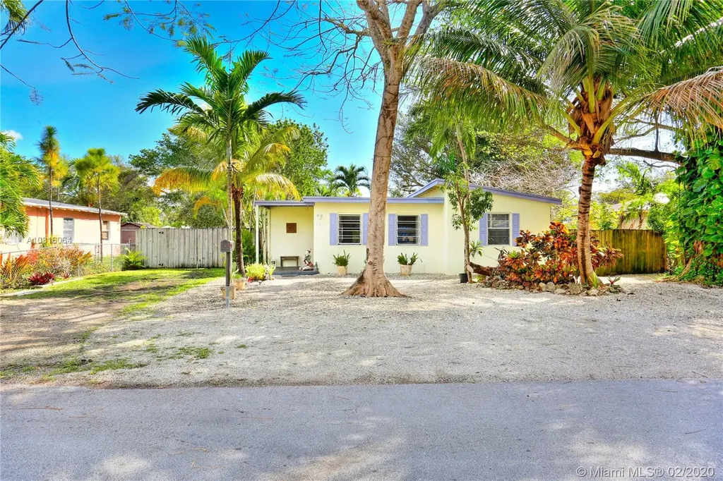 6521 SW 63rd Court South Miami FL 33143