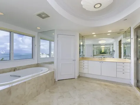 791 Crandon Boulevard Key Biscayne FL 33149