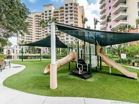 791 Crandon Boulevard Key Biscayne FL 33149