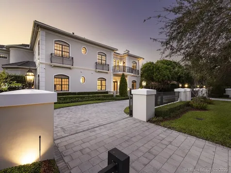 11390 SW 91st Avenue Miami FL 33176