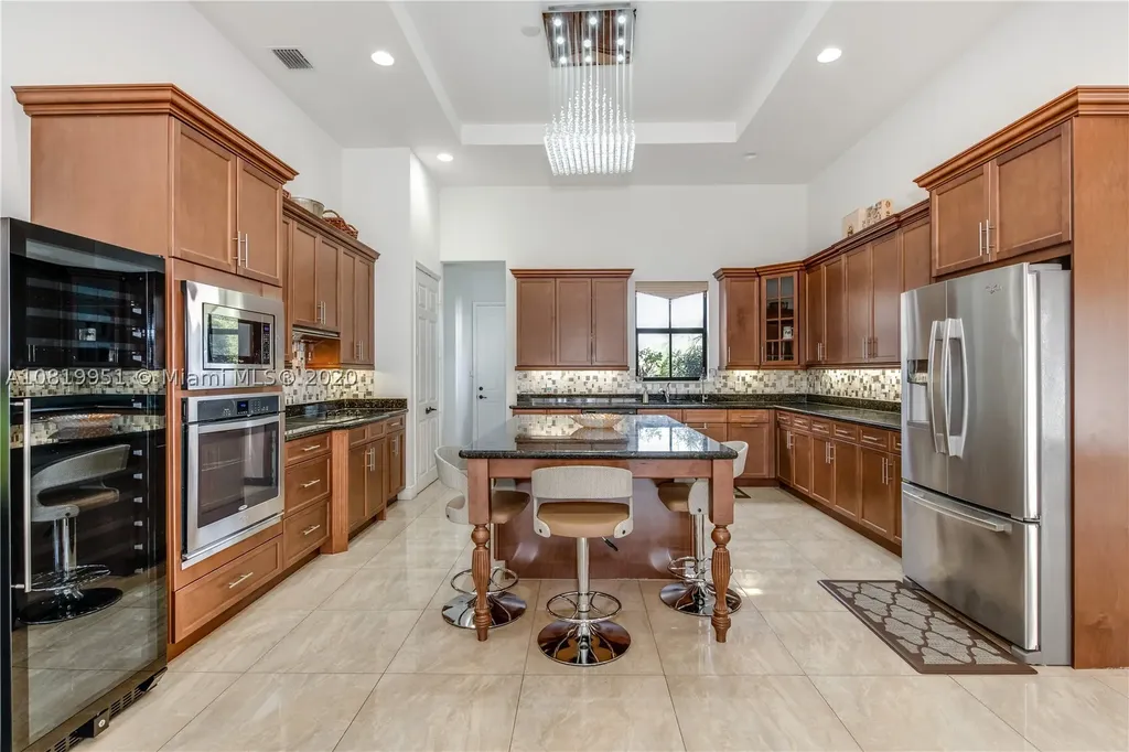 8820 Parkside Estates Drive Davie FL 33328