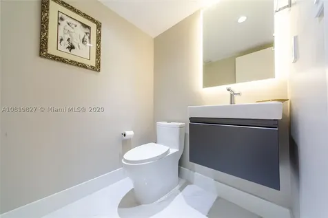 6423 Collins Avenue Miami Beach FL 33141