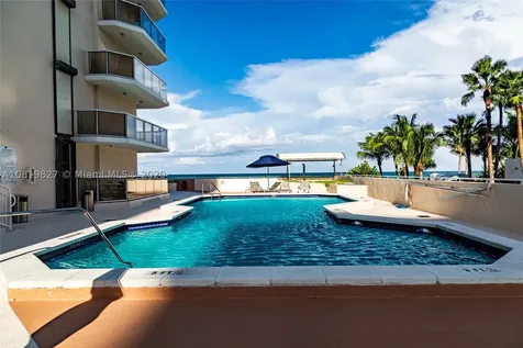 6423 Collins Avenue Miami Beach FL 33141