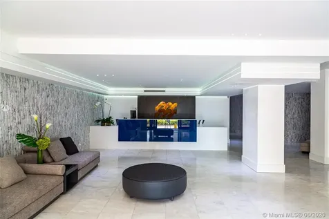6423 Collins Avenue Miami Beach FL 33141