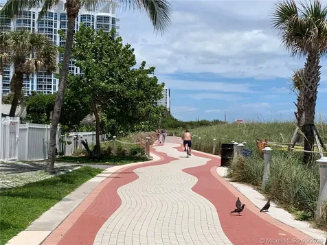 6423 Collins Avenue Miami Beach FL 33141