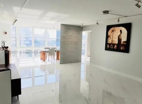 6423 Collins Avenue Miami Beach FL 33141