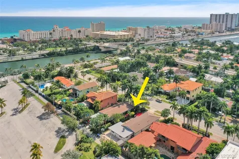 731 Tyler Street Hollywood FL 33019