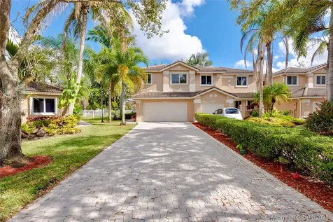 1181 SW 158th Avenue Pembroke Pines FL 33027