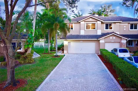 1181 SW 158th Avenue Pembroke Pines FL 33027