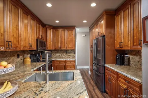 1181 SW 158th Avenue Pembroke Pines FL 33027