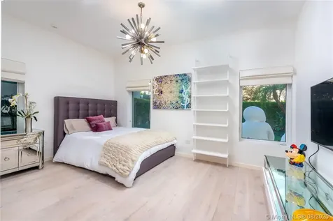 6455 Allison Road Miami Beach FL 33141