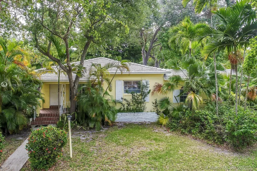 6809 Nervia Street Coral Gables FL 33146