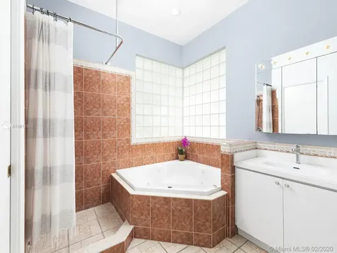 510 SW 28th Road Miami FL 33129