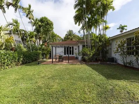 510 SW 28th Road Miami FL 33129
