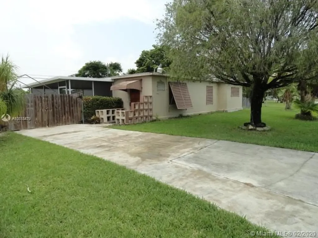 15375 Leisure Drive Homestead FL 33033