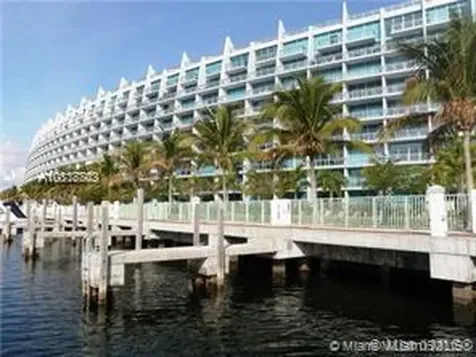2950 NE 188th Street Aventura FL 33180