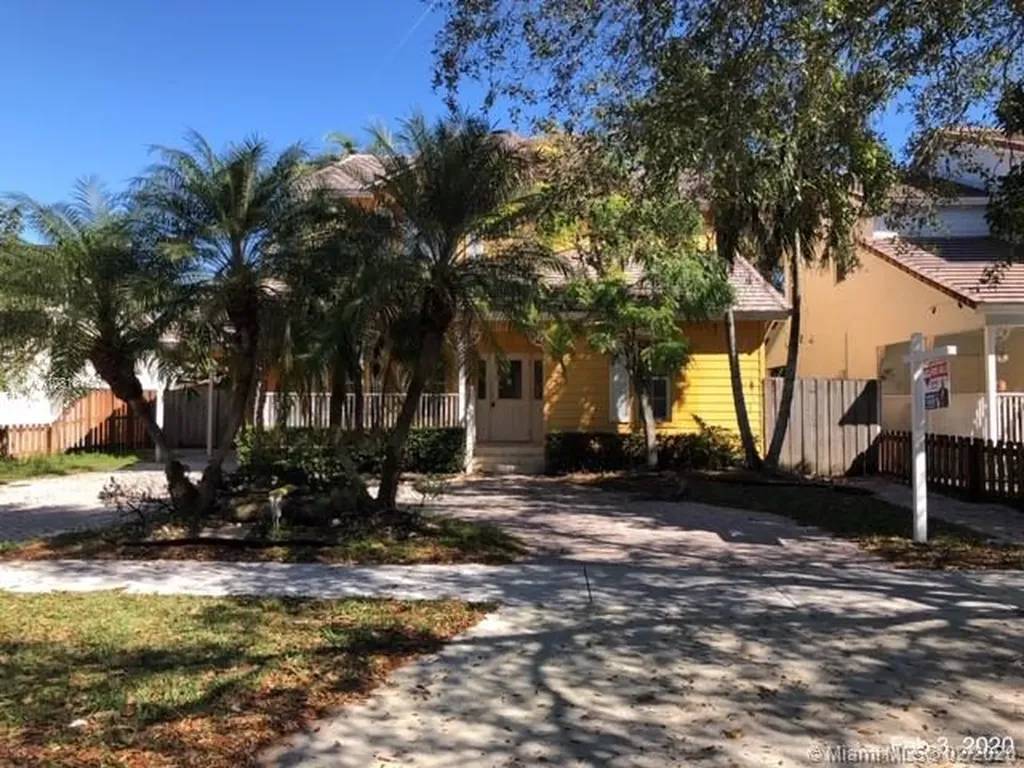 9877 SW 161st Place Miami FL 33196