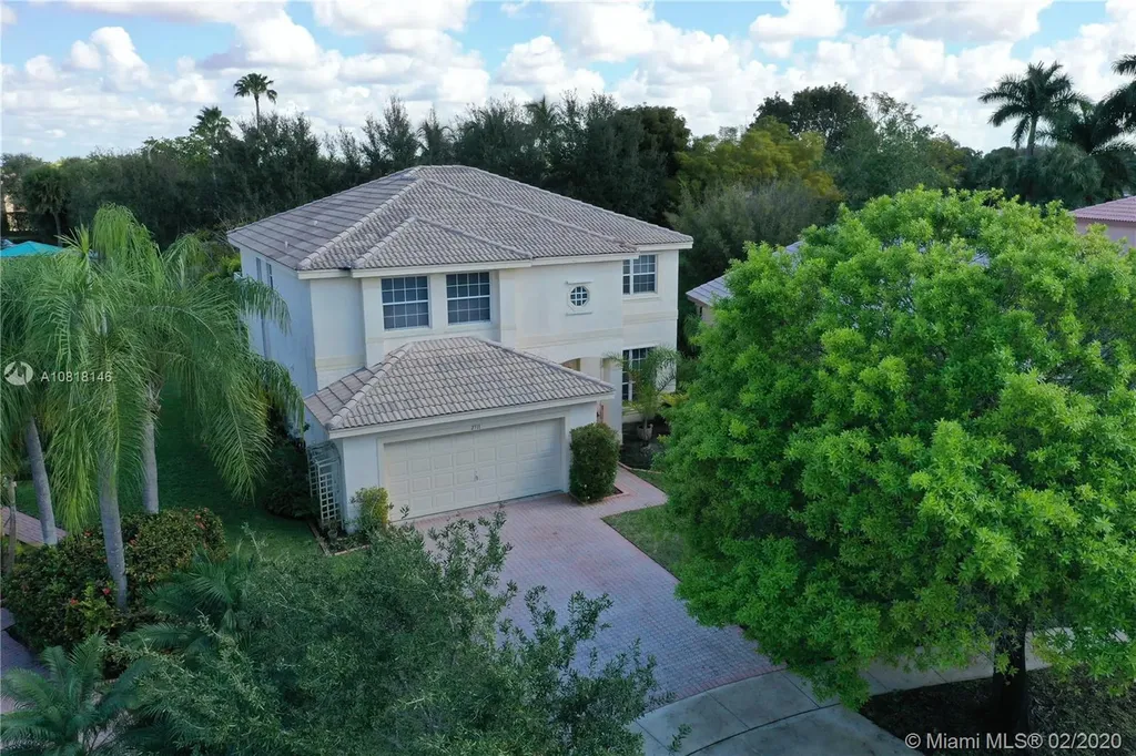 2711 SW 179th Avenue Miramar FL 33029