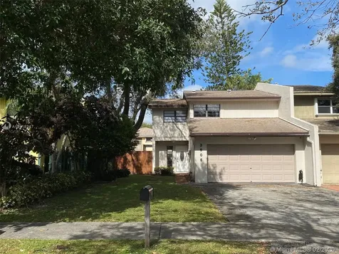 3905 Farragut Street Hollywood FL 33021