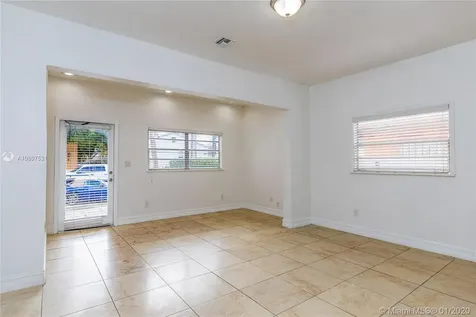 4249 NW 2nd Street Miami FL 33126